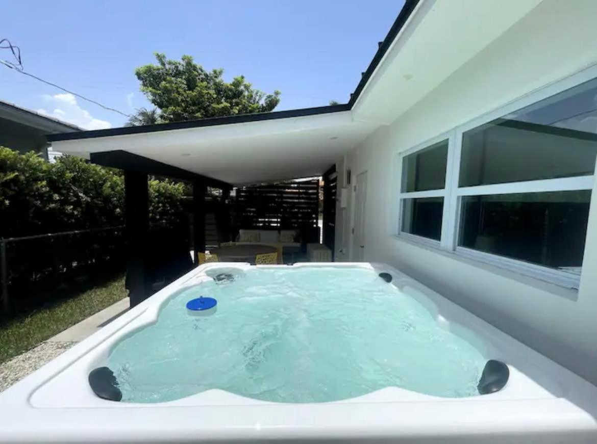 Casa Ana - Cozy Space Hot Tub And Large Fenced Yard Villa Miami Exterior foto