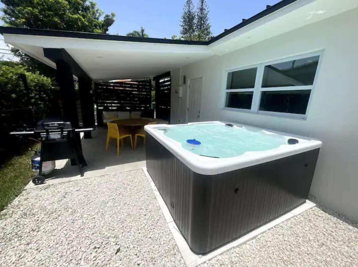 Casa Ana - Cozy Space Hot Tub And Large Fenced Yard Villa Miami Exterior foto